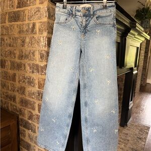 Abercrombie kids Light Blue Wide-Leg Jeans with White Bow Embroidery 7/8 long